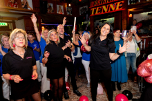 Schlagergröße feierte in Kultlokal am Wörthersee ein besonderes Fest