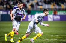 Vijoličasti dvakrat zapravili vodstvo in osvojili le točko proti Radomljanom