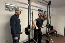 Fitnessstudio ohne Sauna und Shakes: Hier wird noch wie früher „gepumpt“