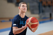 Ob 18.00: Češka – Slovenija