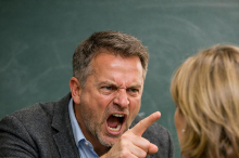 Vorwürfe gegen Kärntner Schuldirektor: „Oft besser, wenn Frauen nicht reden“