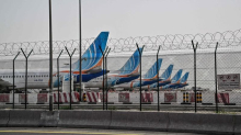 Voli paralizzati nel Golfo, nuove cancellazioni. A Dubai aeroporto bloccato e hotel esauriti