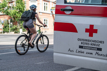 Lenkerin alkoholisiert: 13-jähriger E-Bike-Fahrer kollidierte mit Auto