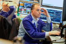 Alle ATX-Aktien im Minus: Schwere Verluste: An Europas Börsen geht ein tiefroter Handelstag zu Ende