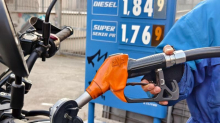 Stangata del 15% sulle bollette, salgono benzina e alimentari: la tempesta perfetta dei rincari