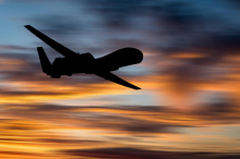 Erster Rückflug von Slowenen: US-Militärdrohne kreuzte Flugbahn