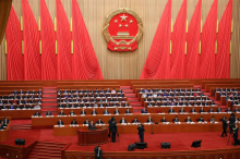 Kitajska si je zadala 4,5-odstotno gospodarsko rast, najnižji cilj v več kot treh desetletjih