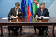 Minister Sajovic in župan Janković podpisala sporazum o ureditvi Kardeljeve ploščadi