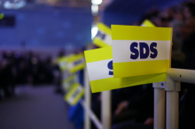 Podmladek SDS-a z dogodkom v dijaškem domu kršil zakon