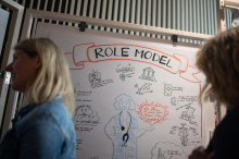 Gesundheitssystem: Mehr weibliche Führungskräfte könnten Leben retten