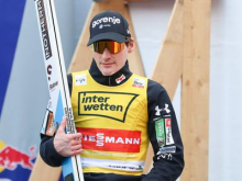 Domen Prevc po diskvalifikaciji: 0,1 kilograma premalo, a premagal sem urok Lahtija