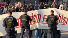 Demonstrationen: Polizei: Gegendemonstranten greifen Beamte in Stuttgart an