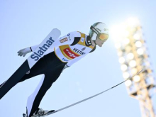 Domen Prevc znova navdušil, slovenski as v igri za zmago!