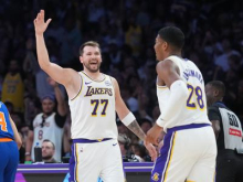 Velika zmaga Lakersov, Dončić čaral in navduševal proti New Yorku #video