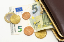 Ölpreisschock: Europäische Zentralbank steuert auf Zinserhöhung zu