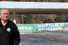 Was steckt dahinter?: Transparent „Make Eisenerz great again“ lässt Bevölkerung rätseln