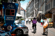 Auch Tafeln werden installiert: So wird das Radfahrverbot in der Grazer Schmiedgasse ab Ostern umgesetzt