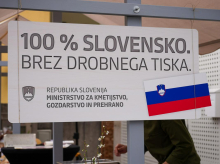 Prihaja jasna oznaka slovenskih izdelkov in proizvodov: slovenska zastava