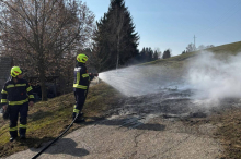 Kärntner zündet Plastikmüll an, Sohn versteckt sich vor der Polizei