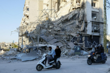 V Libanonu zaradi izraelskih napadov razseljenih že več kot 667.000 ljudi