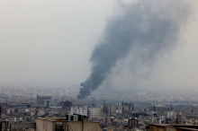 Hegseth napoveduje najhujše napade na Iran. Iz Teherana poročajo o 