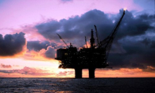 Ulagači računaju na kraj rata: Cijene nafte pale ispod 89 dolara