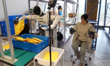 U laboratoriju u Wuhanu humanoidni roboti uče kuhati kavu i obavljati kućanske poslove