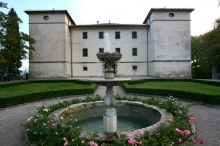 Čas za nove Grajske harmonije: Prvi koncert pripada Sari Gorkič in Tadeju Podobniku