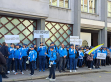 Policijski sindikat na shodu ob začetku stavke vladi očital nezainteresiranost in zavlačevanje