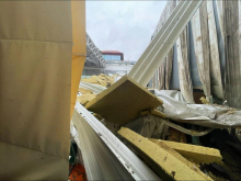 Streha dvorane Vrbanska se je zrušila zaradi napak pri gradnji. Otroci se vračajo v dvorano.