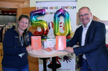 Bei diesem Basar finden Tausende Baby- und Kinderartikel neue Besitzer