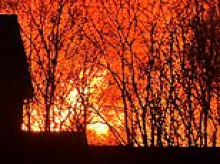 Massive fire breaks out at industrial estate scrap metal site as residents are told to keep doors and windows closed