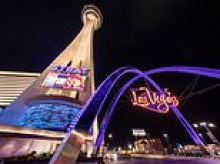 Vegas hotel threw lesbian guests out for being too affectionate at its bar, lawsuit alleges