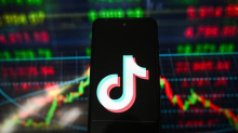 Accordo su TikTok negli Usa, all’amministrazione americana dieci miliardi per la mediazione
