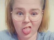 Romance fraudster is jailed for conning lonely men out of £8,000 after meeting them on Facebook - including one who gave her his last £1.07