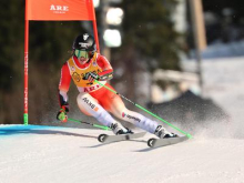 Rast bitke za kristal še ne predaja, prvič po 33 letih brez Slovenke