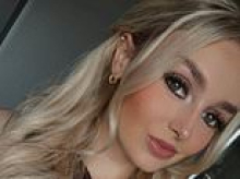 Glad I DID go to Specsavers! Beauty queen tells how optician spotted her brain tumour during routine eye test