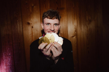 Franzobels Einwürfe: Taucher sind wie Bayern München, Schnorchler wie Admira Wacker