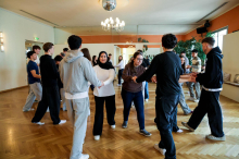 Projekt „Handy weg“: Die Hälfte ist geschafft: Wie geht es den Schülern?