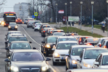 Blicanje farovima nije slučajno: Mnogi vozači u Srbiji ovo ne znaju, a logika je jasna 
