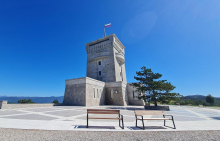 Pomnik miru na Cerju odslej s stalno razstavo Vojaškega muzeja Slovenske vojske