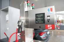 Država za zdaj ne bo sproščala zalog naftnih derivatov iz blagovnih rezerv