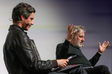 Žižek: Na volitvah bomo odločali o tipu civilizacije. Mesec: Smo v času pošasti.