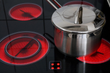 Ölimporte belasten: EU-Kommission will mit Maßnahmen Strompreise senken