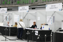 Začelo se je tridnevno predčasno glasovanje