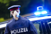Grafendorf bei Hartberg: Frau (54) attackierte Polizistinnen mit Messern