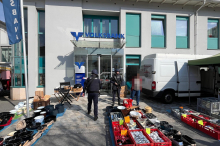 Polizei korrigiert Täterbeschreibung nach Banküberfall in Ferlach