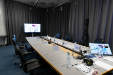 Sklepno radijsko soočenje s predstavniki strank in list pred nedeljskimi volitvami