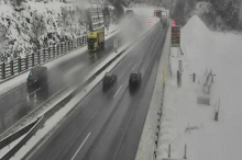 Schnee im Packabschnitt: Blockabfertigung vor dem Kalcherkogeltunnel