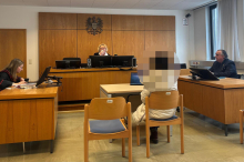 Hund in heißem Auto: Besitzerin behauptet, 